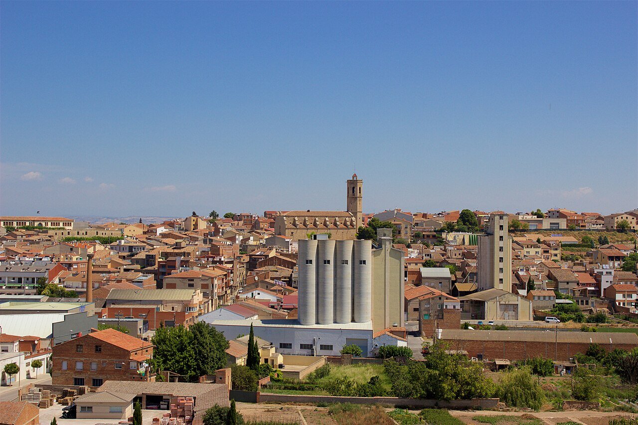 Diseño web en Bellpuig (Urgell) — foto del pueblo vía Wikimedia Commons